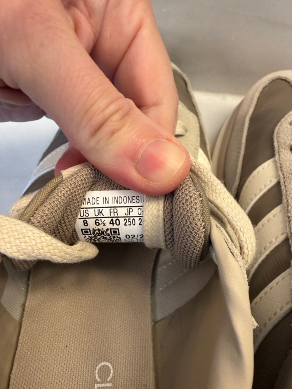 ADIDAS WOMENS RUN 70S 2.0 SNEAKER - Picture 6 of 7